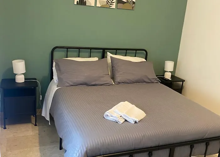 Nel Apartment *